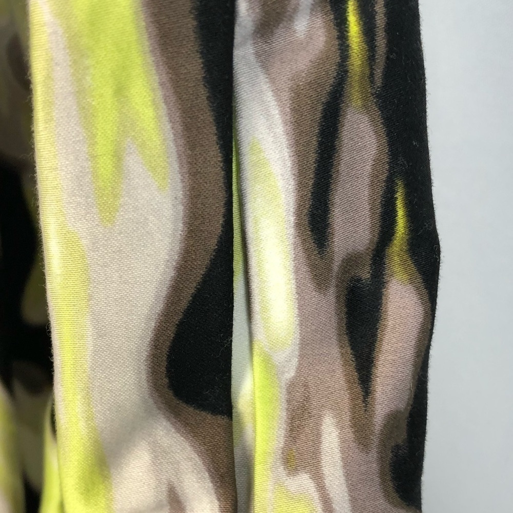 Taylor Chartreuse Green & Black Watercolor A-Line Knee Length Dress 4 — image 4 of 5
